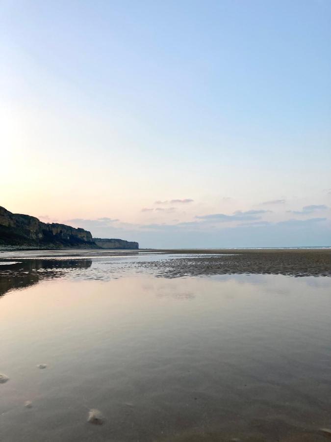Les Chambres D'Omaha Beach Etablissement Avec Deux Chambres D'Hotes, Petit-Dejeuner Compris Fait-Maison Et Produits Locaux 滨海维耶维尔 外观 照片